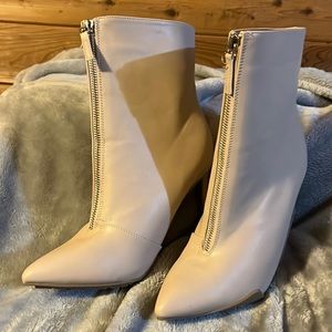 Charlotte Russe Women size 9 high heel boots